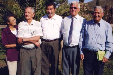 Die Plaasbedieningsgroep, met vlnr Alta Naudé, Jan Naudé, Johan van Wyk, wyle Pierre Pheiffer (oorlede) en Mac Robberts  (Argieffoto: Johan van Wyk)